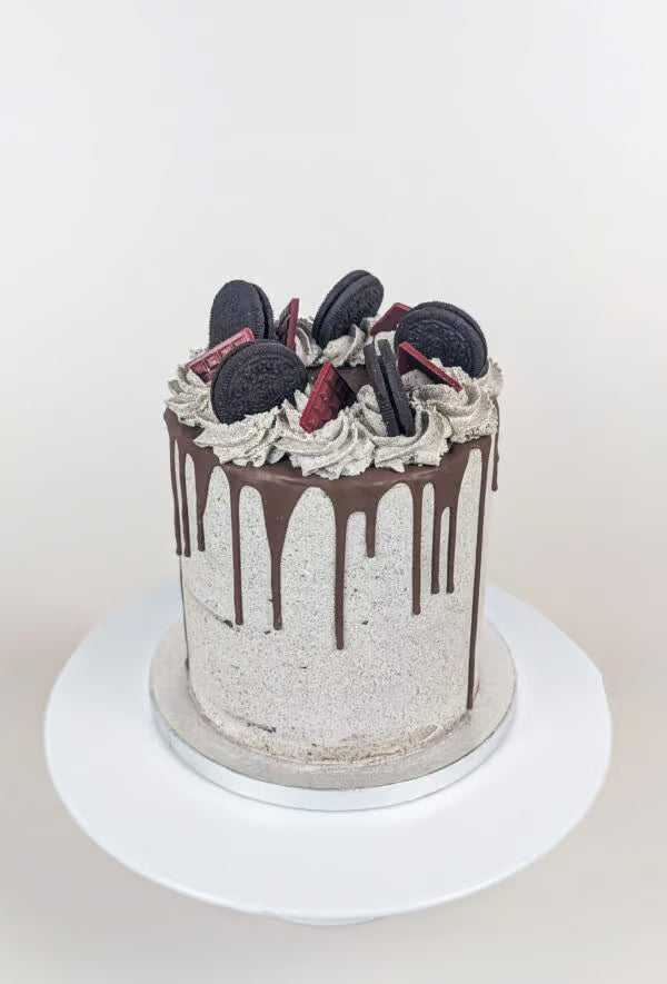 Cheesecake Oreo Cake